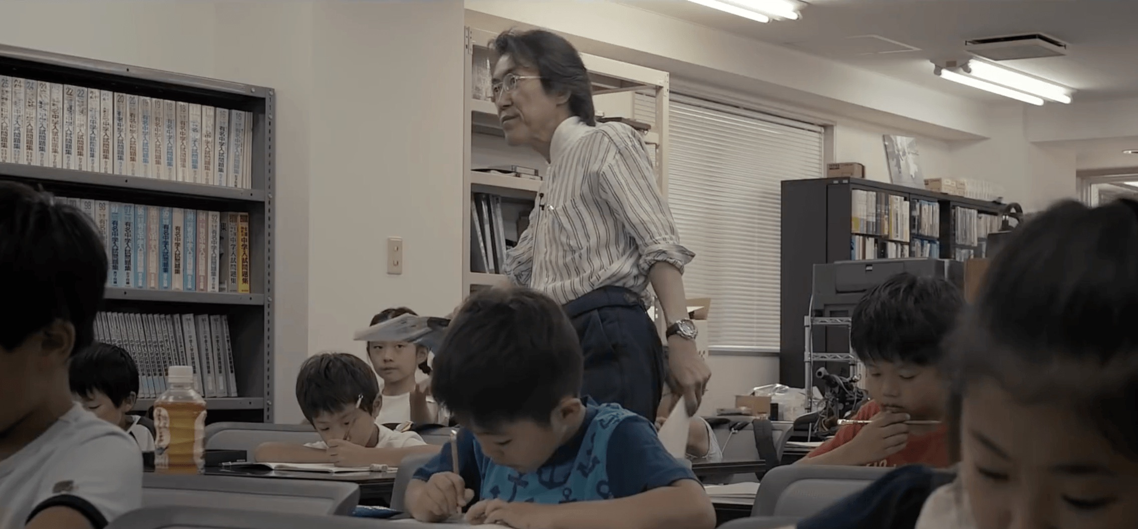 Tetsuya Miyamoto teaching in his Yokohama classroom